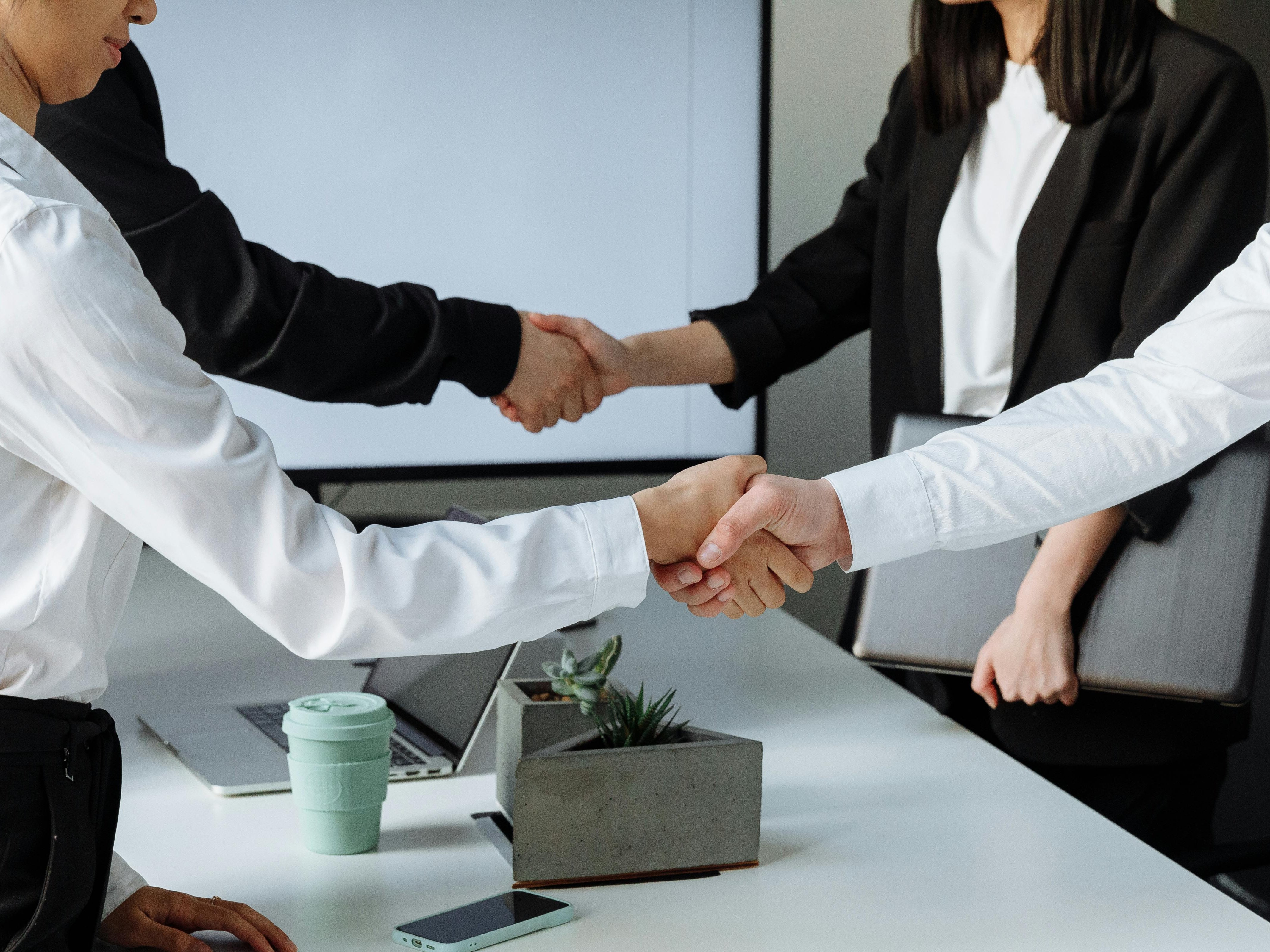 CÔNG TY TNHH XD-TM-DV-SX PHÁT HƯNG KHANG